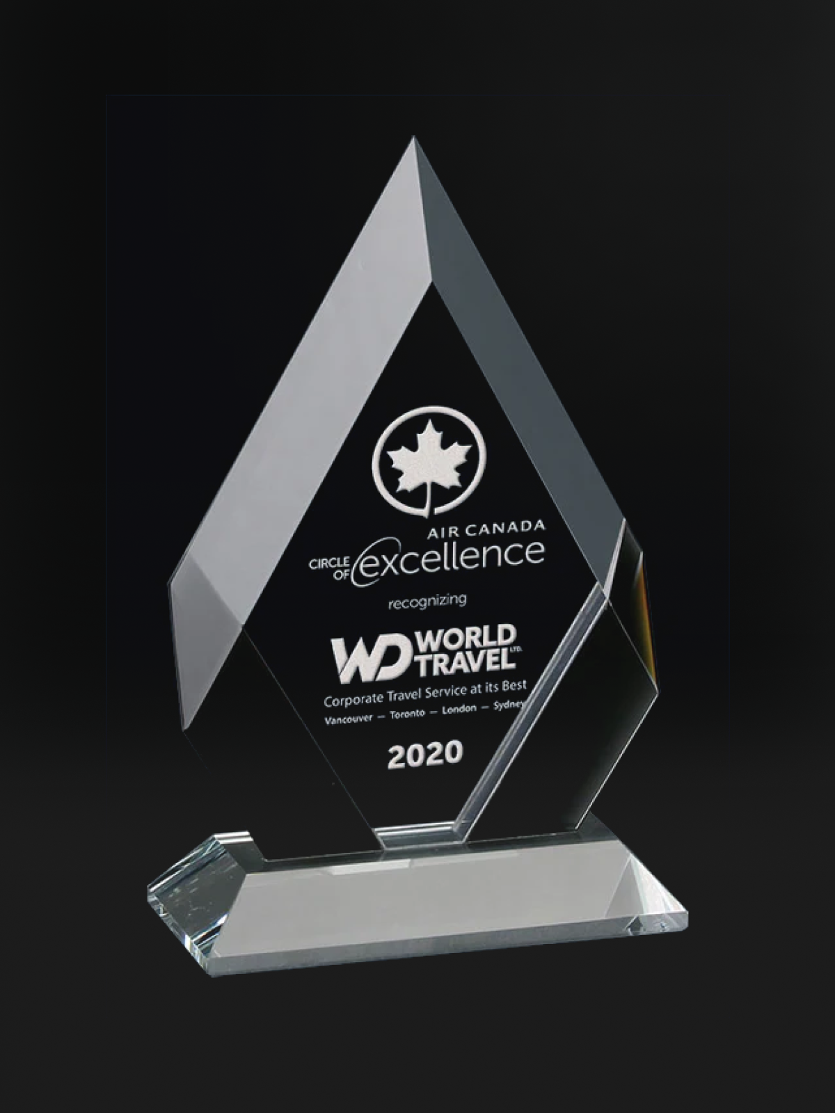 Delta Crystal Award - The Engraving Shoppe